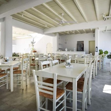 Hotel Ivi Дриос Екстериор снимка