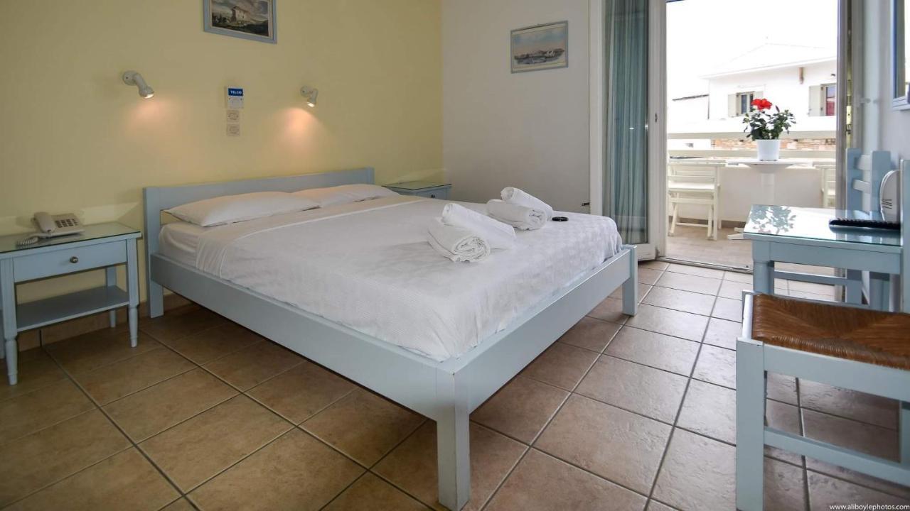 Hotel Ivi Дриос Екстериор снимка